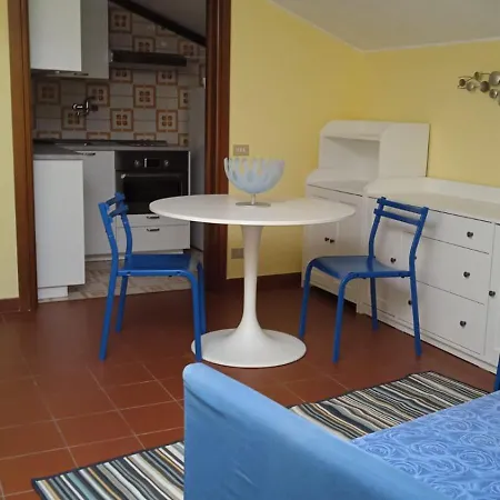 Apartment La Mansarda Delle 4 Stagioni *