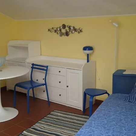 La Mansarda Delle 4 Stagioni Apartment *